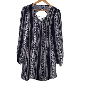 Xhilaration boho shift dress